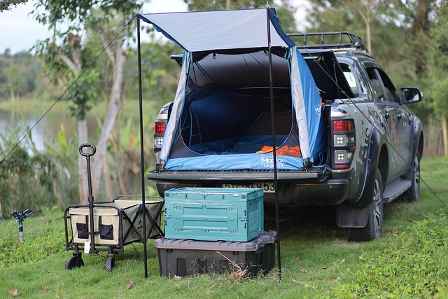 trucks-640x480-73624276.jpeg