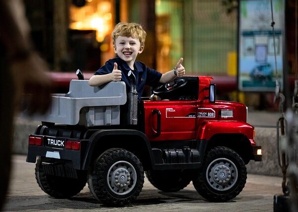 trucks-640x480-82784320.jpeg