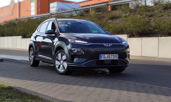 select-electric-vehicles-640x480-33529550.jpeg