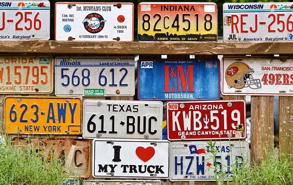 select-license-plate-privacy-640x480-31960163.jpeg