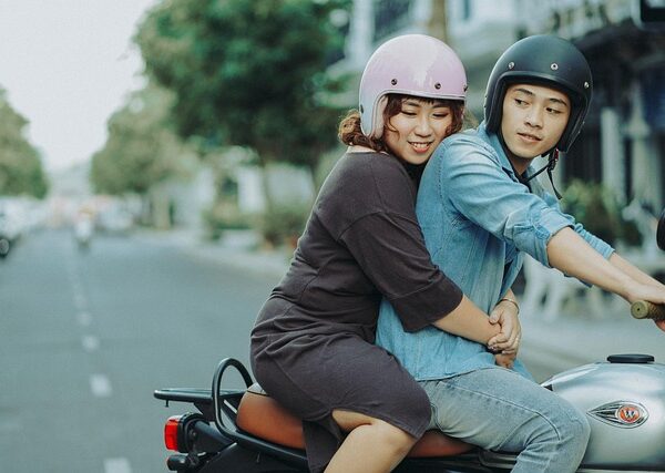 select-motorcycles-640x480-61176171.jpeg