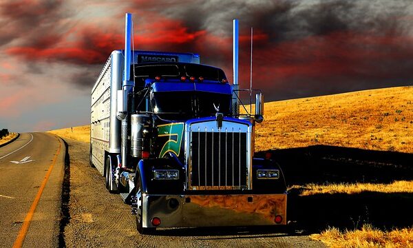 select-trailers-640x480-85329655.jpeg