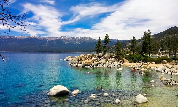 select-travel-to-california-640x480-86386434.jpeg