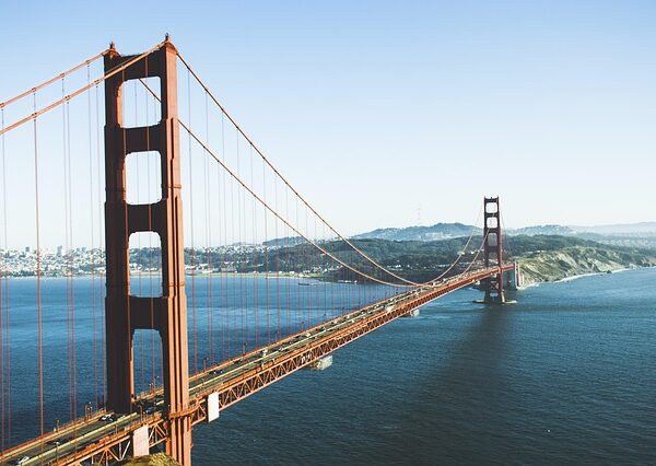 select-travel-to-california-640x480-98210617.jpeg