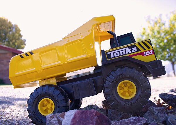trucks-640x480-35529965.jpeg