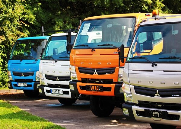 trucks-640x480-74117661.jpeg